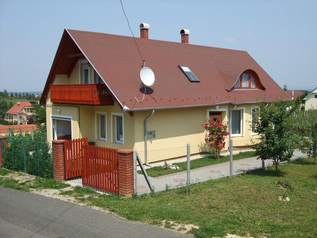 Dorina Apartman Залакарос Екстериор снимка